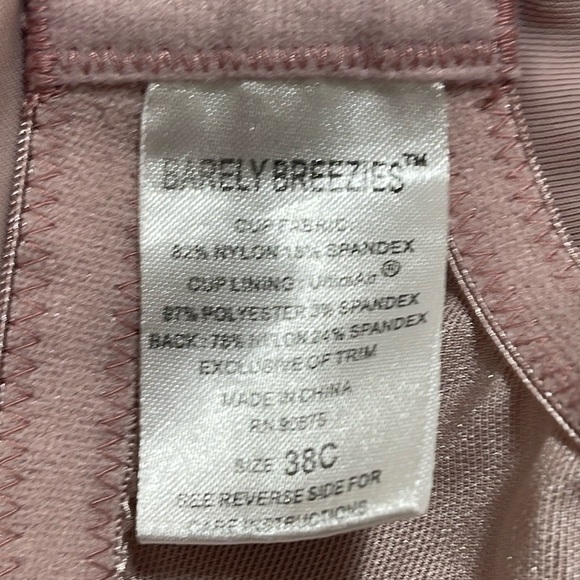 Barely Breezies size 38C mauve colored bra - Picture 4 of 4